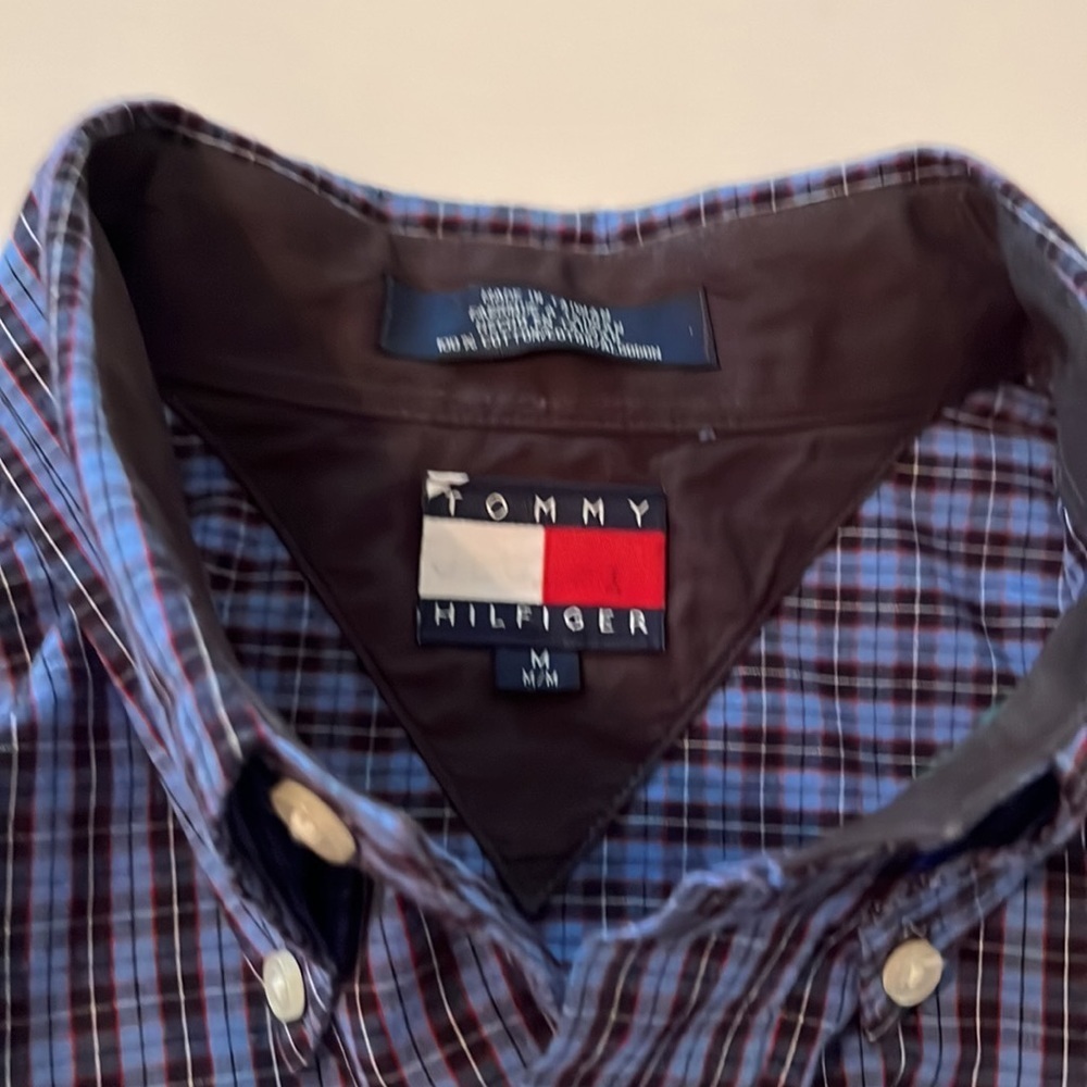 Tommy Hilfiger Button Down Long Sleeve Shirt Men’s Size Medium Blue Plaid - Picture 4 of 5